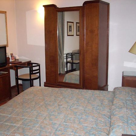 Hotel Palazzo Bocci 스펠로 외부 사진