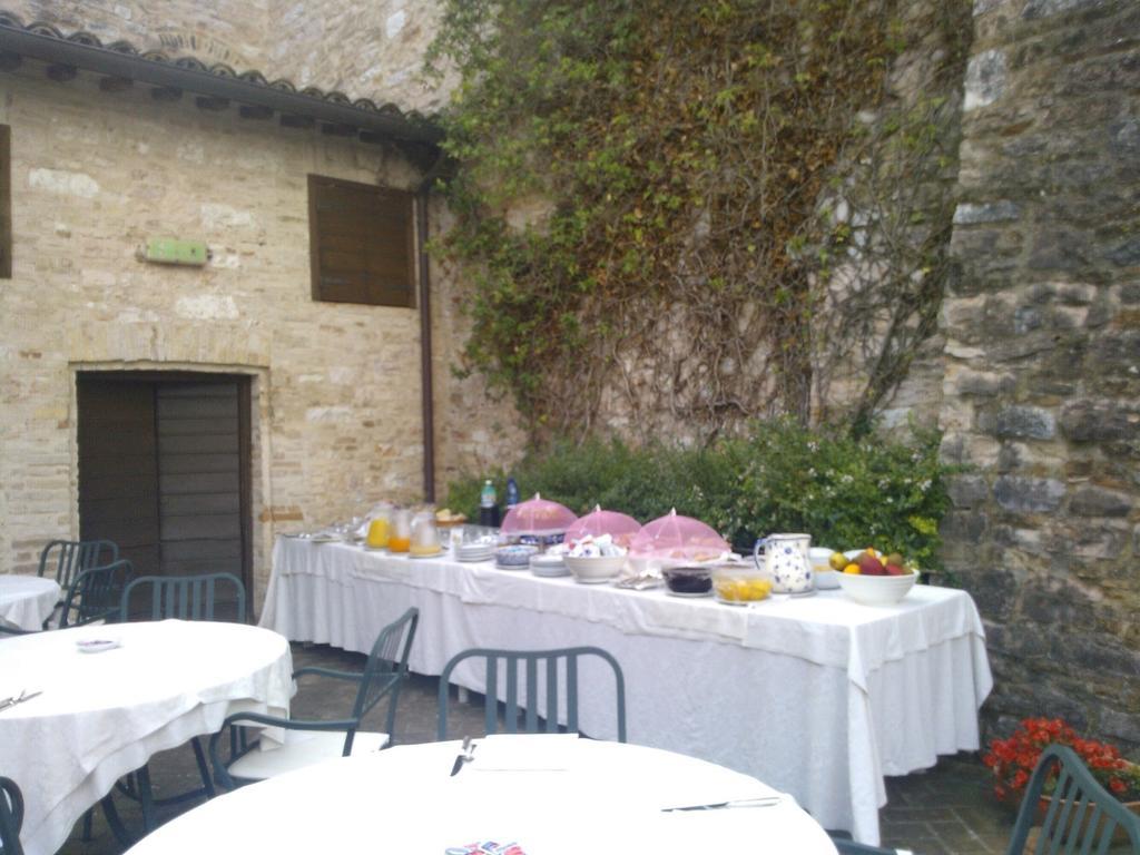 Hotel Palazzo Bocci 스펠로 외부 사진