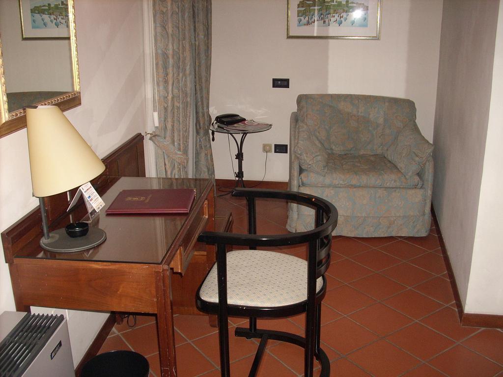 Hotel Palazzo Bocci 스펠로 외부 사진