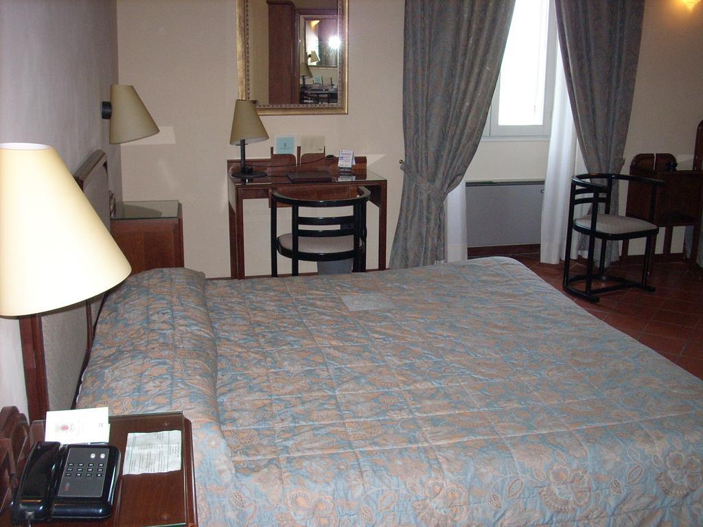 Hotel Palazzo Bocci 스펠로 외부 사진