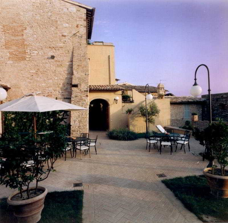 Hotel Palazzo Bocci 스펠로 외부 사진